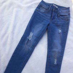 👖Copper Key Ripped Girl Jeans 💕